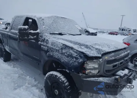 2001 Ford F-250 Lariat/Xl/Xlt z USA, uszkodzony, nr VIN 1FTNW21F01EB14474